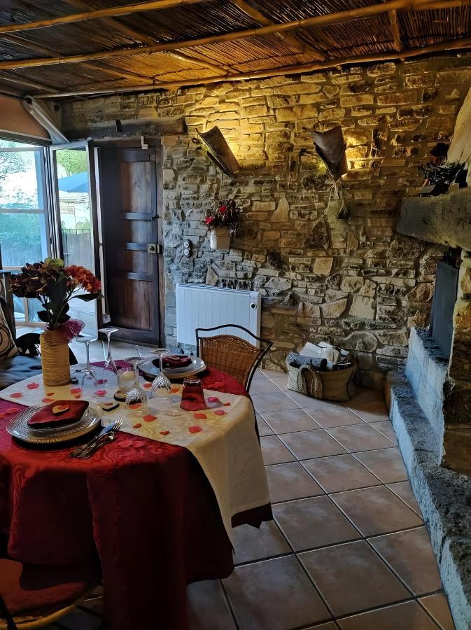 La Cova De Can Pavet Pontons Exterior foto